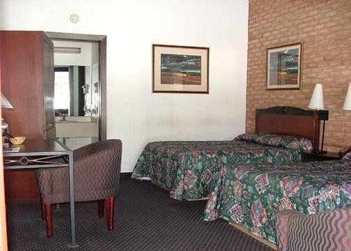 Rodeway Inn Cadillac Room photo